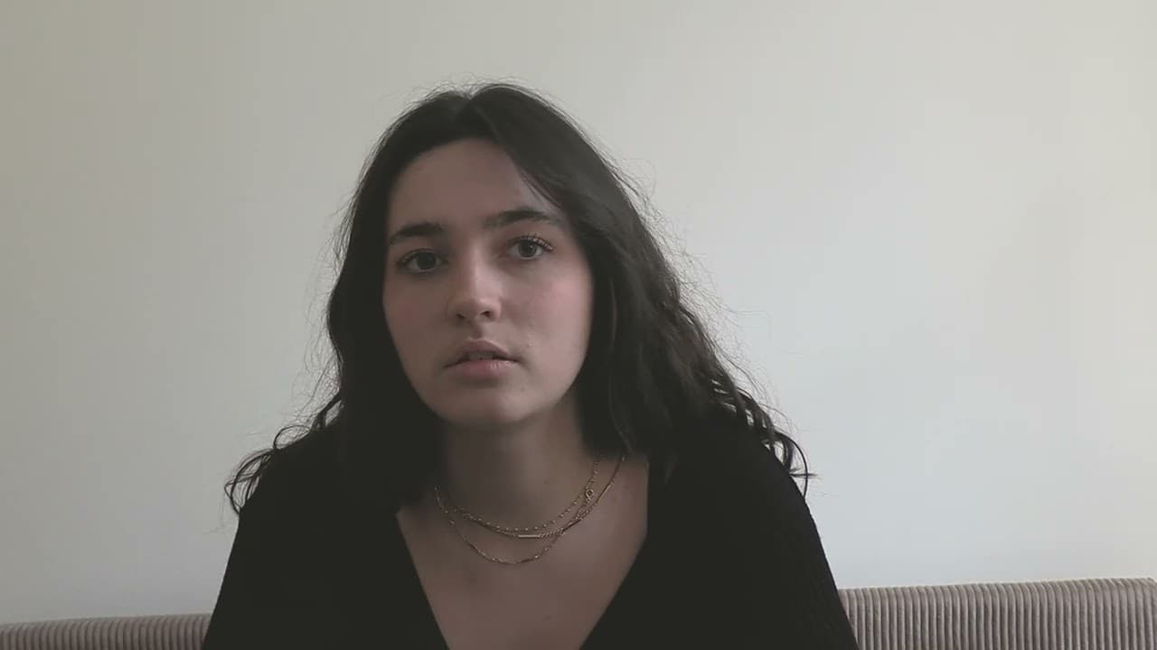Anaïs, Naëlle, Lara, Lucille